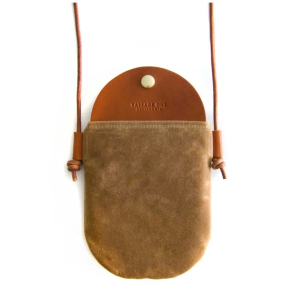 PASSAGE ONE California Bali crossbody bag NWT - Picture 3 of 4